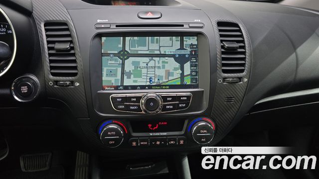 Kia K3 Koup 1.6 Luxury 2014 — фото 16