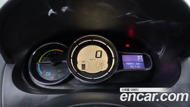 Renault Korea SM3 Z.E. SE 2018 — фото 8