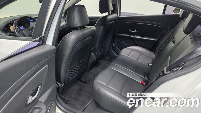 Renault Korea SM3 Z.E. SE 2018 — фото 12
