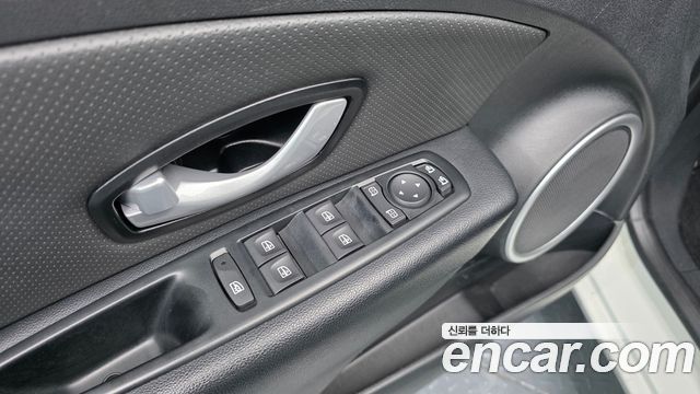 Renault Korea SM3 Z.E. SE 2018 — фото 18