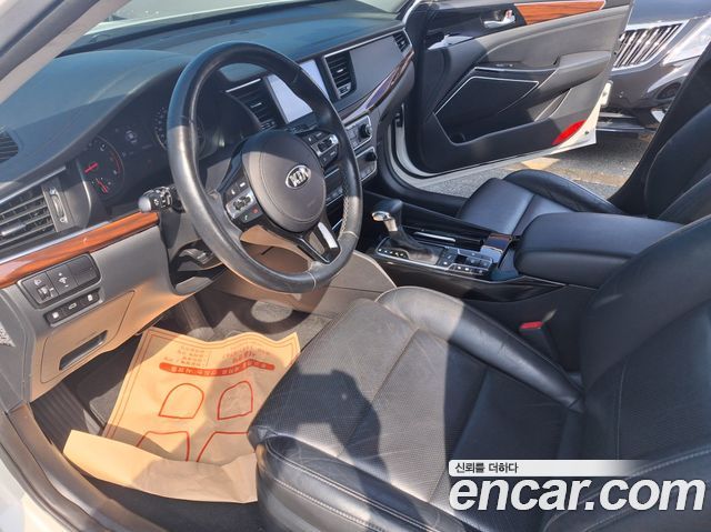 Kia K7 3.0 LPI Luxury (Rental Car) 2017 — фото 8