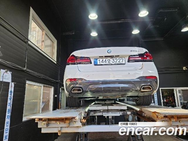 BMW 5 Series (G30) 523d M Sport 2023 — фото 2