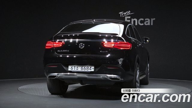 Mercedes-Benz GLE-Class (W166) GLE350 d 4MATIC Coupe 2017 — фото 4