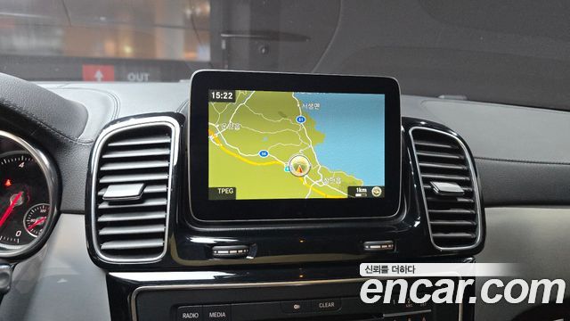 Mercedes-Benz GLE-Class (W166) GLE350 d 4MATIC Coupe 2017 — фото 17