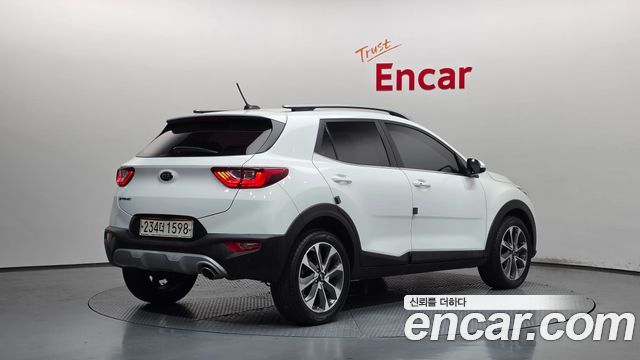 Kia Stonic 1.4 Trendy 2018 — фото 2