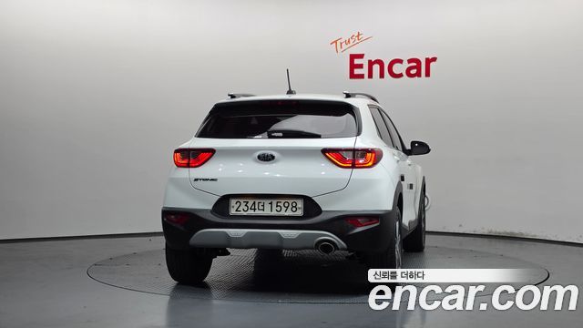 Kia Stonic 1.4 Trendy 2018 — фото 4