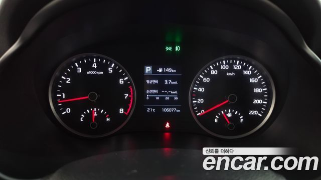 Kia Stonic 1.4 Trendy 2018 — фото 8