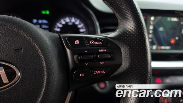 Kia Stonic 1.4 Trendy 2018 — фото 18