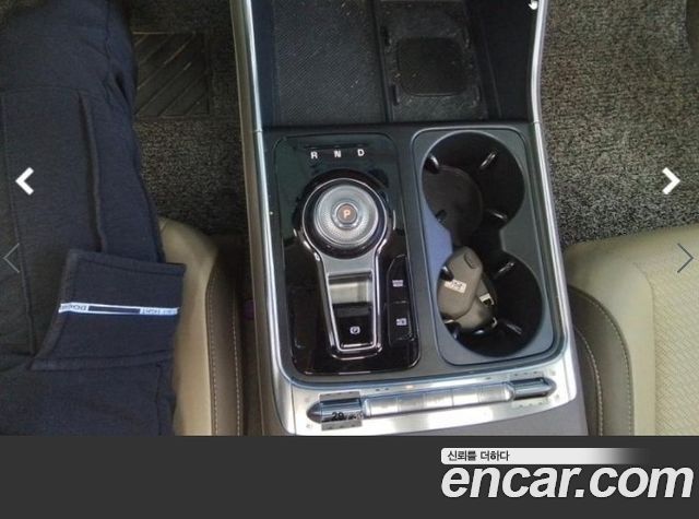 Kia Carnival (IV) HEV 9seater Signature 2025 — фото 15