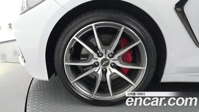Genesis G70 2.0T AWD Sport Package 2018 — фото 5