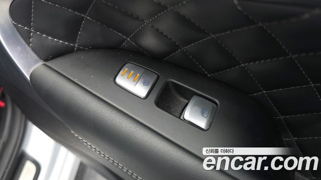 Genesis G70 2.0T AWD Sport Package 2018 — фото 19
