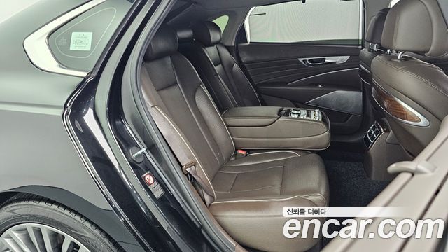 Kia K9 3.8 GDI AWD PlatinumⅢ 2019 — фото 11