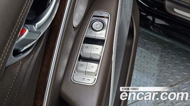 Kia K9 3.8 GDI AWD PlatinumⅢ 2019 — фото 18