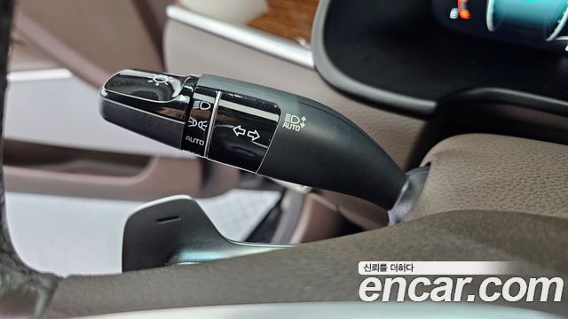 Kia K9 3.8 GDI AWD PlatinumⅢ 2019 — фото 19