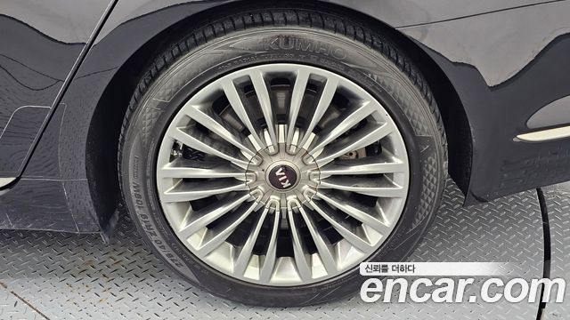 Kia K9 3.8 GDI AWD PlatinumⅢ 2019 — фото 21