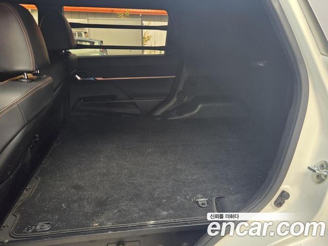 KG Mobility (SsangYong) Torres Gasoline 1.5 4WD TV7 2025 — фото 18