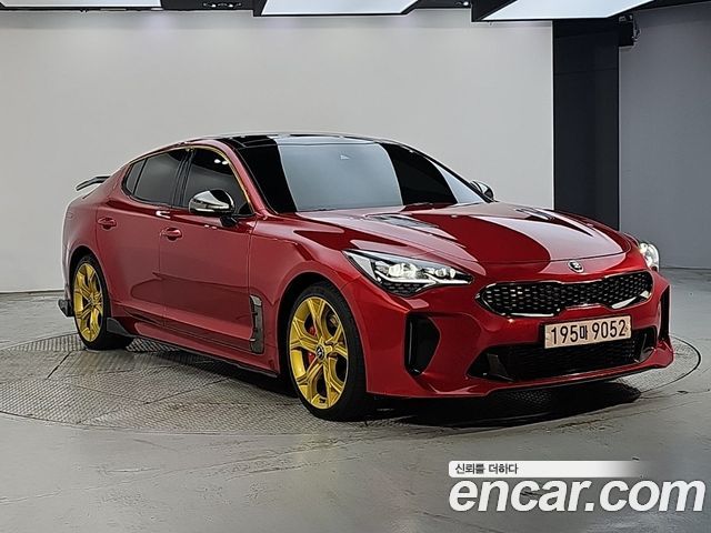 Kia Stinger 2.0 Turbo 2WD Platinum 2019 — фото 2