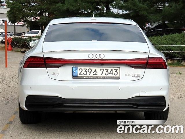 Audi A7 (4K) 55 TFSI Quattro Premium 2023 — фото 3