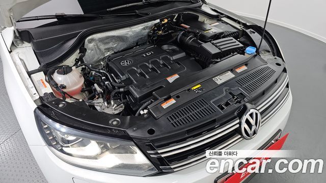 Volkswagen Tiguan 2.0 TDI Comfort 5N 2016 — фото 6
