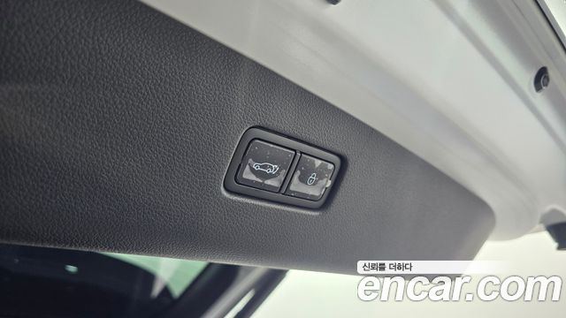 Genesis GV70 2.5T Gasoline AWD 2023 — фото 17