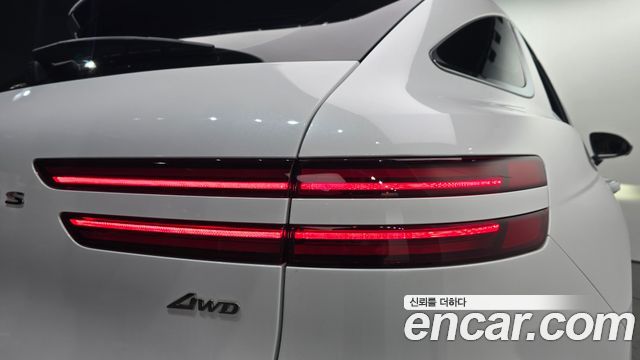 Genesis GV70 2.5T Gasoline AWD 2023 — фото 23