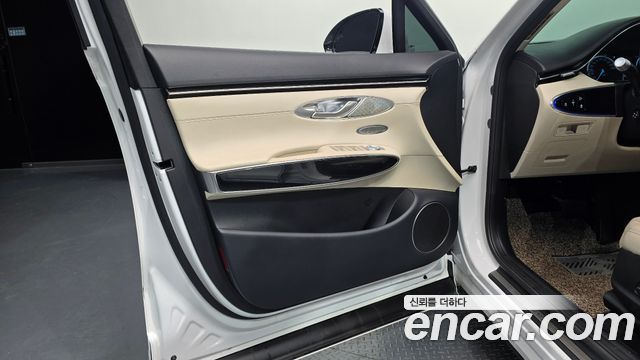 Genesis GV70 2.5T Gasoline AWD 2023 — фото 24