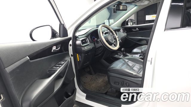 Kia Sorento Diesel 2.0 2WD Noblesse 2015 — фото 10