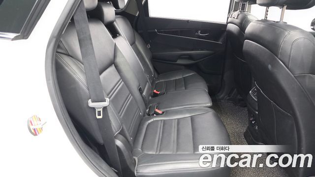 Kia Sorento Diesel 2.0 2WD Noblesse 2015 — фото 12