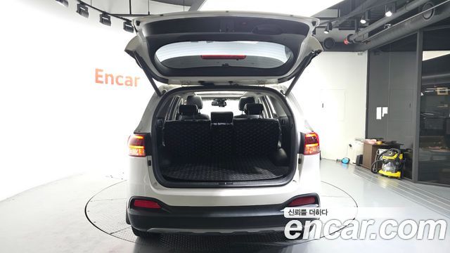 Kia Sorento Diesel 2.0 2WD Noblesse 2015 — фото 20