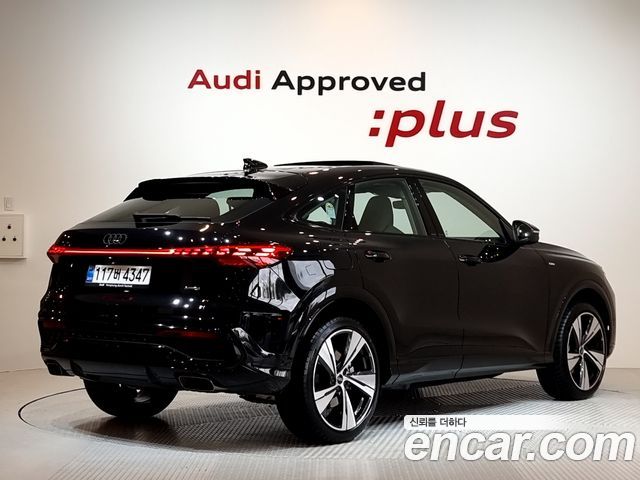 Audi Q5 (80A) 40 TFSI Quattro Sportback S Line 2025 — фото 2