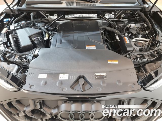 Audi Q5 (80A) 40 TFSI Quattro Sportback S Line 2025 — фото 6