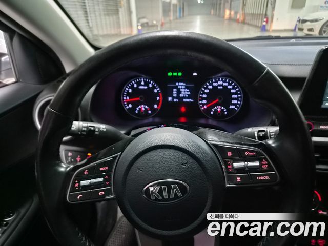 Kia K3 Prestige 2019 — фото 10