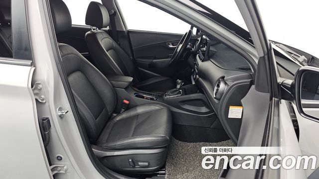 Hyundai Kona Hybrid Inspiration 2021 — фото 26