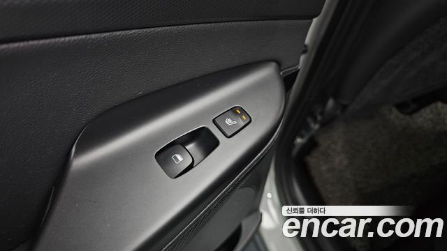 Hyundai Kona Hybrid Inspiration 2021 — фото 29