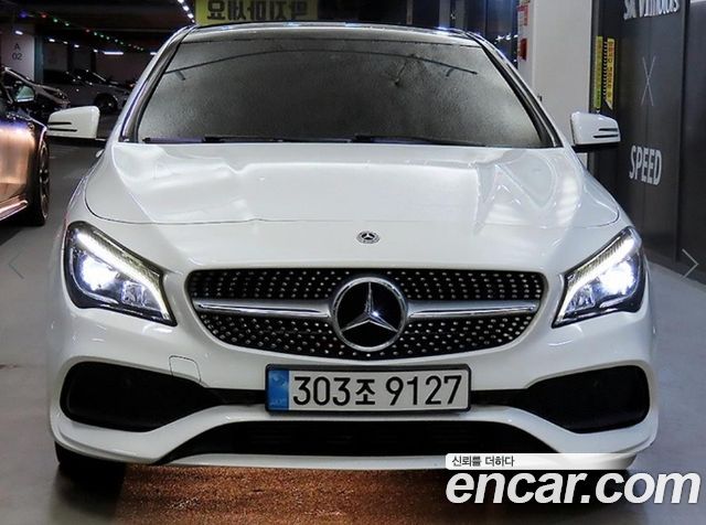 Mercedes-Benz CLA-Class (C117) CLA220 AMG Line