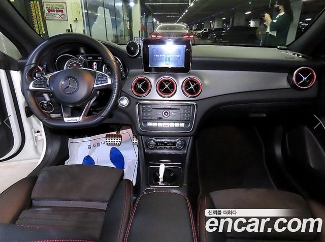 Mercedes-Benz CLA-Class (C117) CLA220 AMG Line 2018 — фото 10