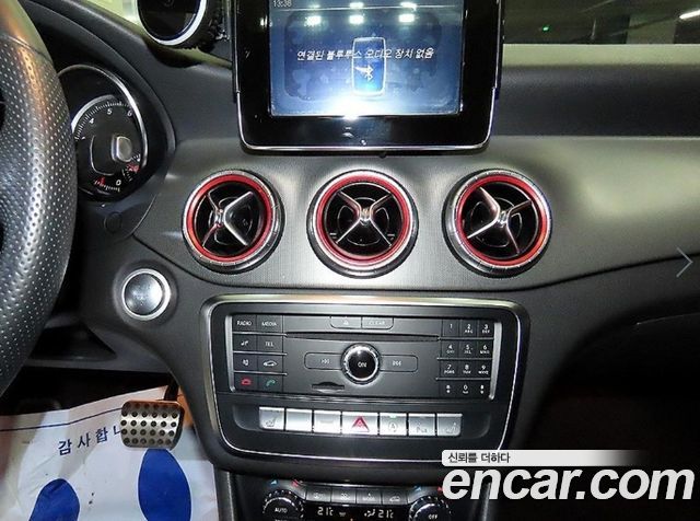 Mercedes-Benz CLA-Class (C117) CLA220 AMG Line 2018 — фото 15