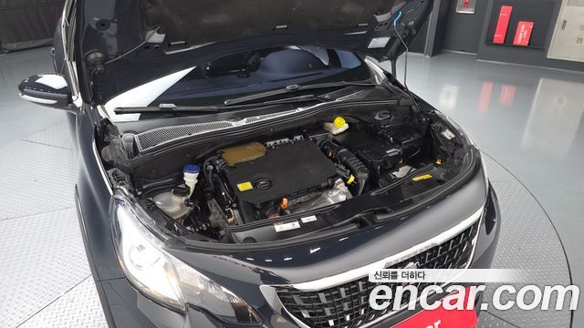 Peugeot 2008 1.5 BlueHDi Allure 2019 — фото 6