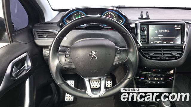 Peugeot 2008 1.5 BlueHDi Allure 2019 — фото 13