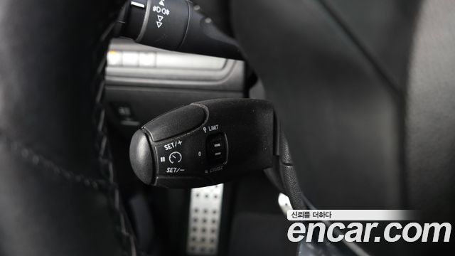 Peugeot 2008 1.5 BlueHDi Allure 2019 — фото 18