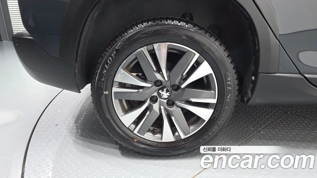 Peugeot 2008 1.5 BlueHDi Allure 2019 — фото 21