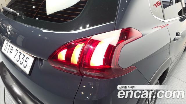 Peugeot 2008 1.5 BlueHDi Allure 2019 — фото 23
