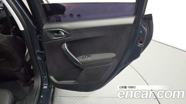Peugeot 2008 1.5 BlueHDi Allure 2019 — фото 25