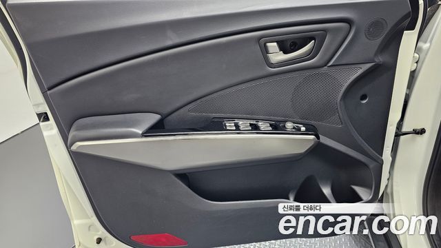 KG Mobility (SsangYong) Tivoli Armor TX 2WD 2019 — фото 24