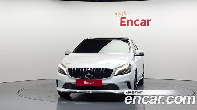 Mercedes-Benz A-Class (W176) A200 2018 — фото 3