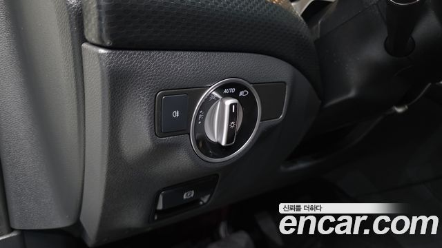 Mercedes-Benz A-Class (W176) A200 2018 — фото 16