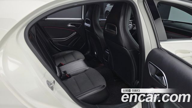 Mercedes-Benz A-Class (W176) A200 2018 — фото 20