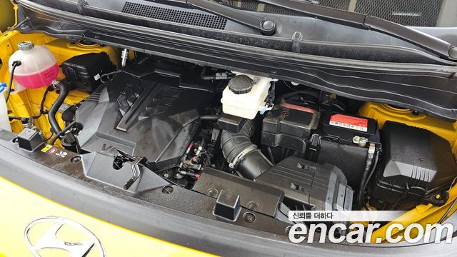 Hyundai Staria L3.5  Kinder Safety Car 15-Seater 2023 — фото 6