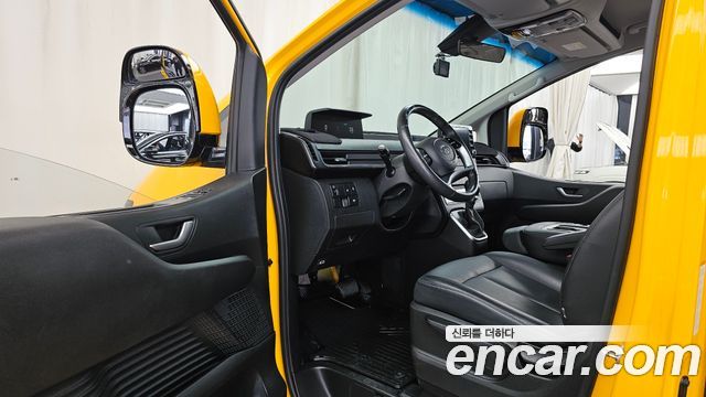 Hyundai Staria L3.5  Kinder Safety Car 15-Seater 2023 — фото 10