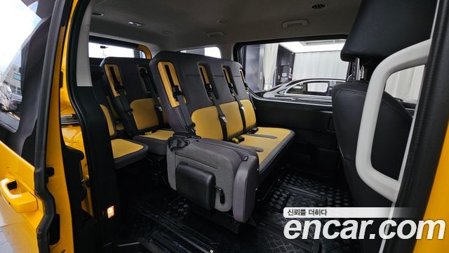Hyundai Staria L3.5  Kinder Safety Car 15-Seater 2023 — фото 12